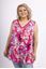 Immagine di CURVY GIRL SUMMER V NECK SLEEVELESS TOP WITH LACE NECKLINE